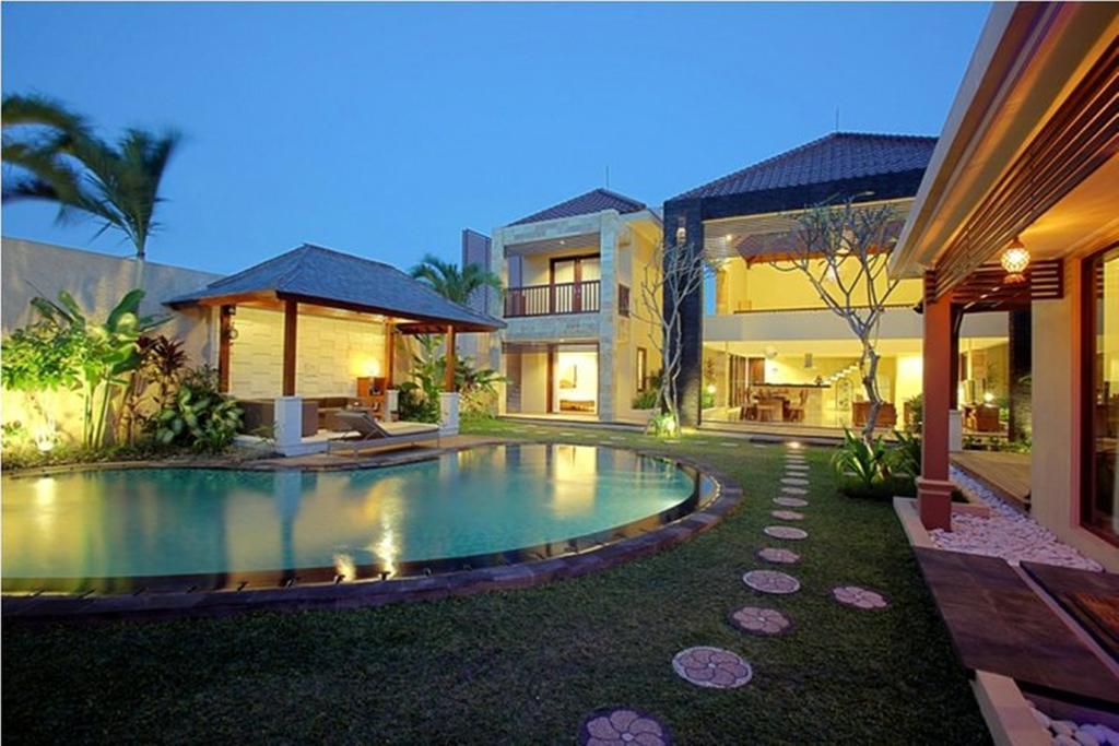 Maxwell Legian Villa Quarto foto