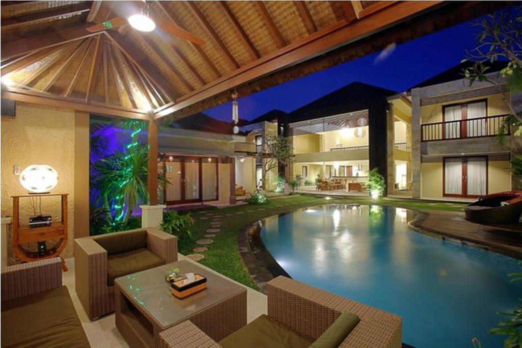 Maxwell Legian Villa Quarto foto