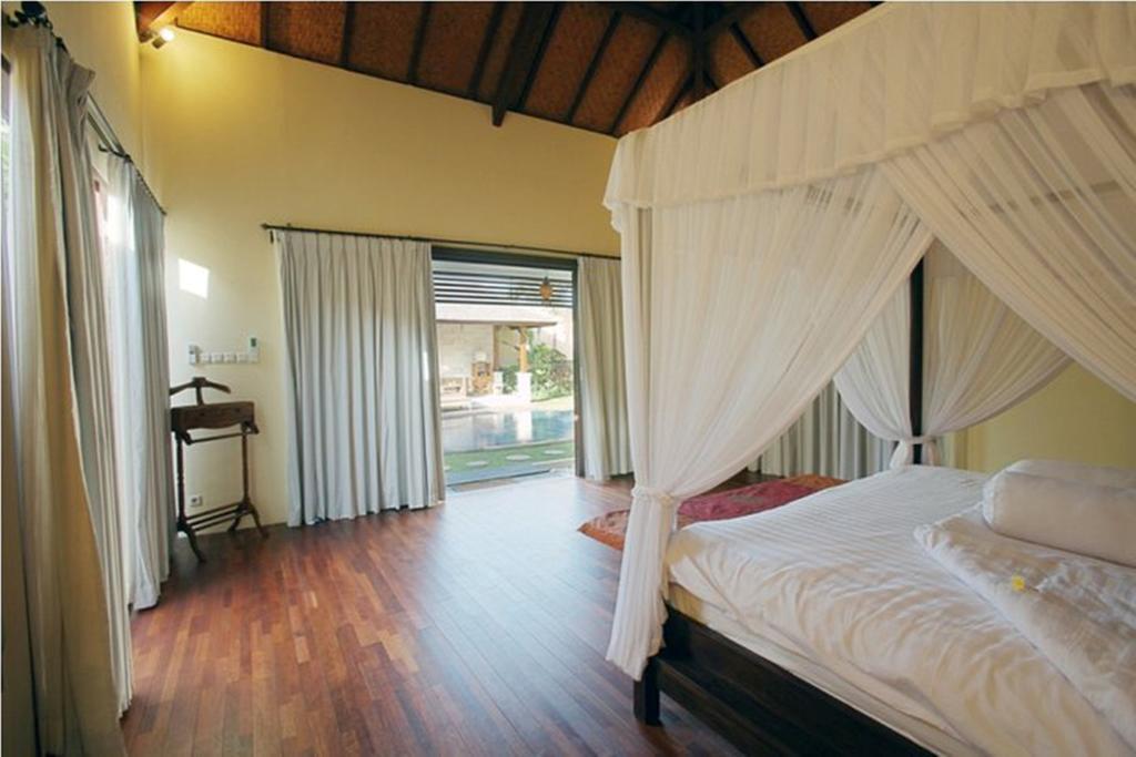 Maxwell Legian Villa Quarto foto